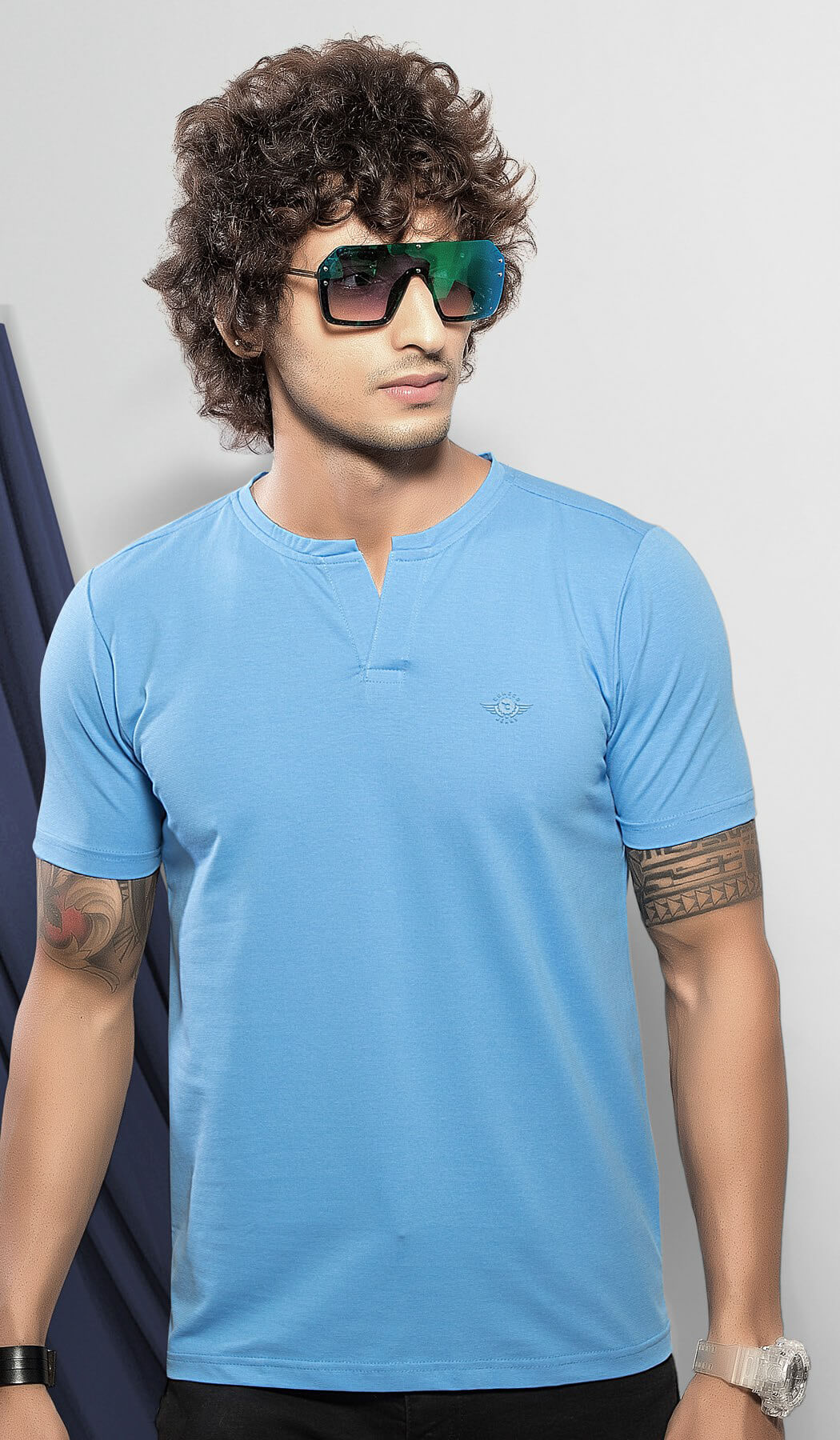 Comeco Henly Neck T-Shirt