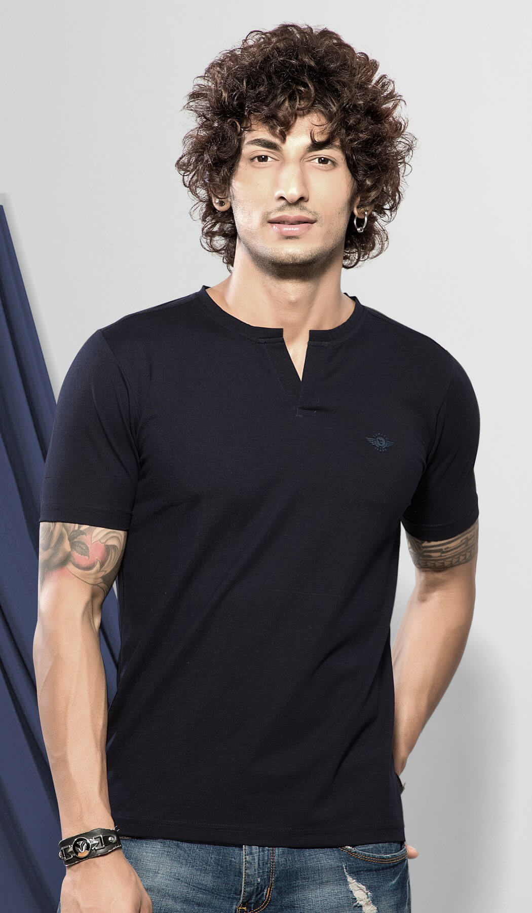 Comeco Henly Neck T-Shirt