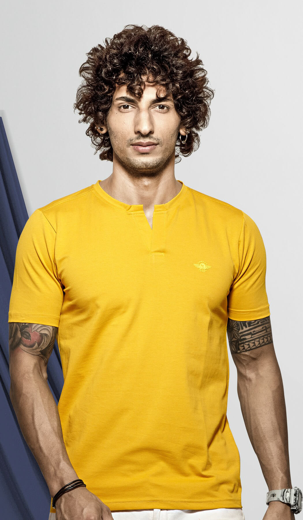 Comeco Henly Neck T-Shirt