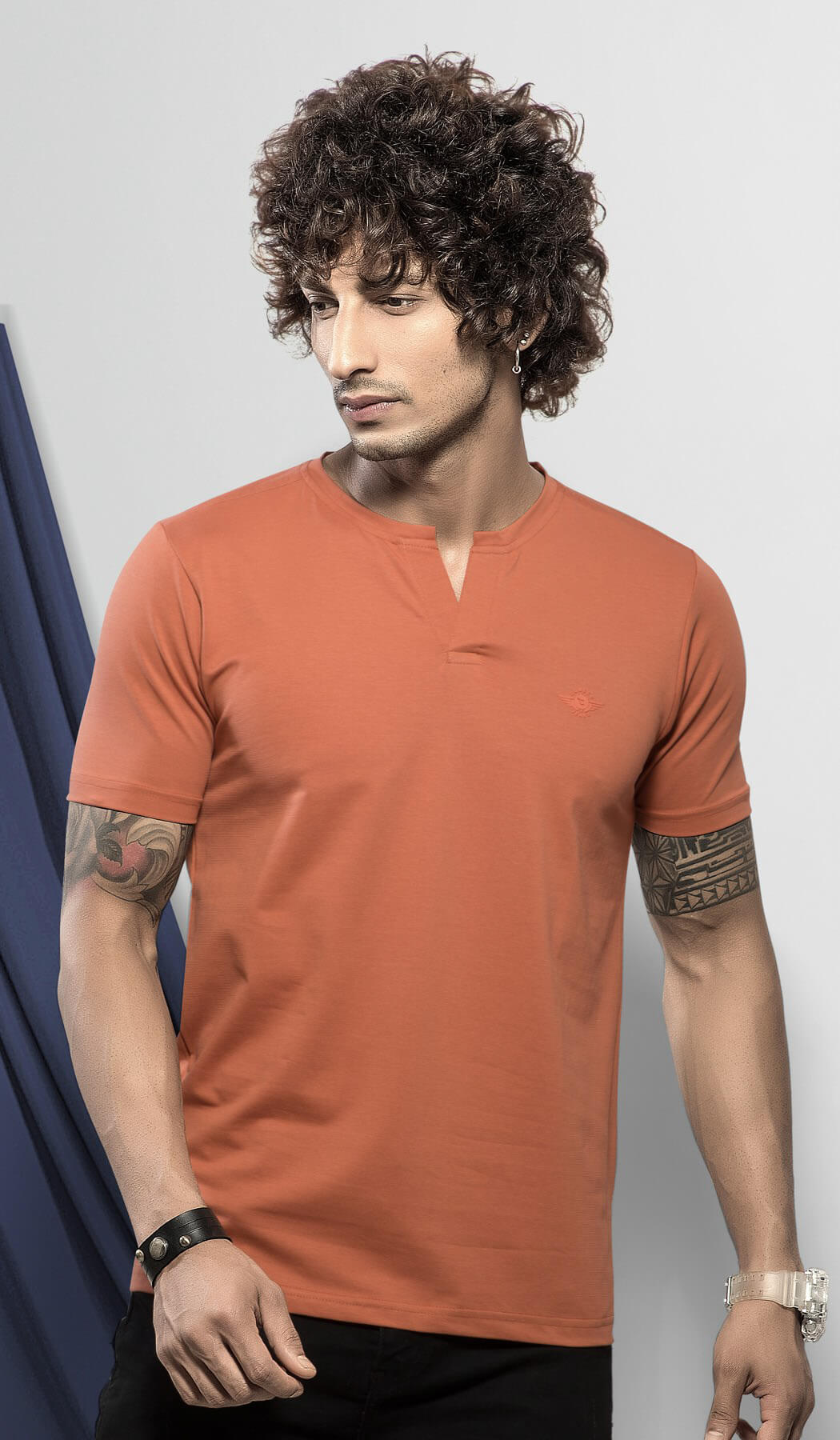 Comeco Henly Neck T-Shirt